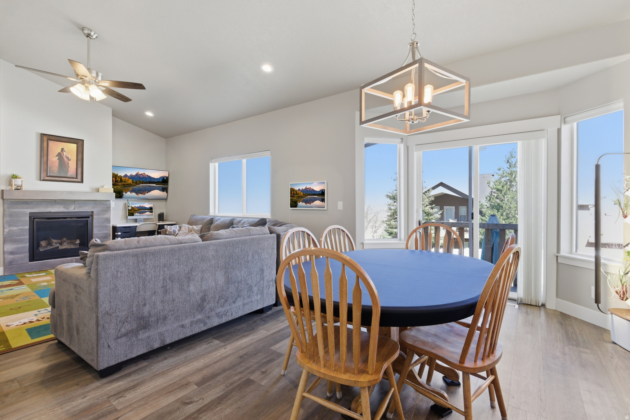 CANYON RIM ESTATES - Residential