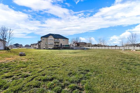 Tiny photo for 4838 W 3625 S, West Haven, UT 84401 (MLS # 2125700)