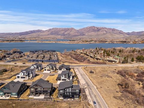 Tiny photo for 6399 E 950 S, Huntsville, UT 84317 (MLS # 2146116)