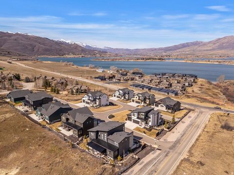 Tiny photo for 6399 E 950 S, Huntsville, UT 84317 (MLS # 2146116)
