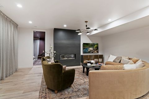 Tiny photo for 6399 E 950 S, Huntsville, UT 84317 (MLS # 2146116)