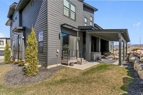 Tiny photo for 6399 E 950 S, Huntsville, UT 84317 (MLS # 2146116)