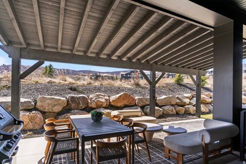 Tiny photo for 6399 E 950 S, Huntsville, UT 84317 (MLS # 2146116)