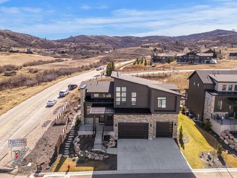 Tiny photo for 6399 E 950 S, Huntsville, UT 84317 (MLS # 2146116)