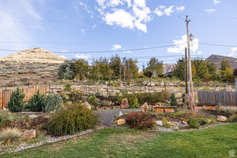 Tiny photo for 2005 S SCENIC DR E, Salt Lake City, UT 84108 (MLS # 2117948)