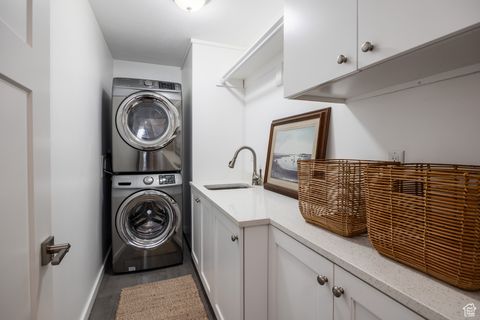 Tiny photo for 2005 S SCENIC DR E, Salt Lake City, UT 84108 (MLS # 2117948)