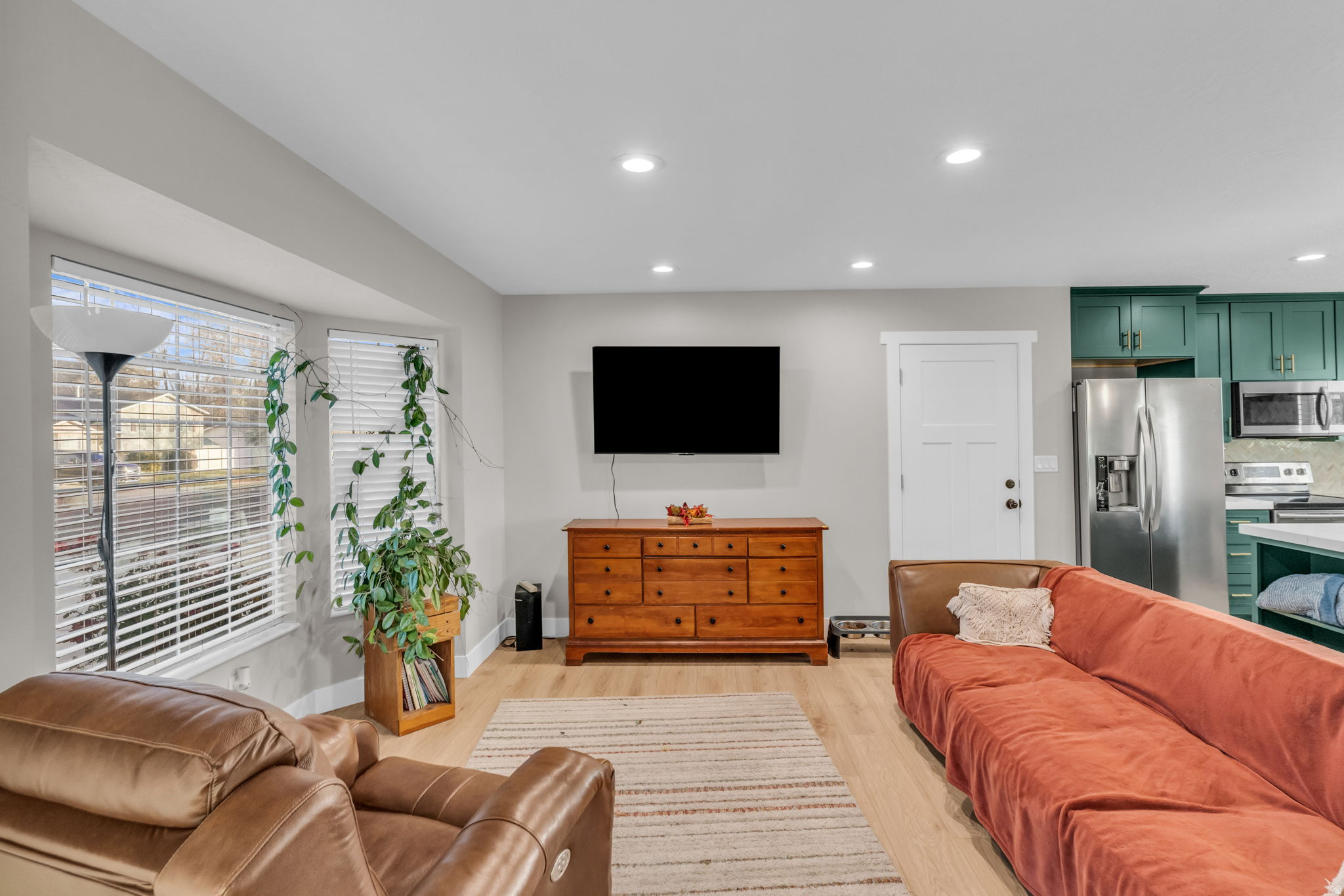 PARK POINTE - Residential