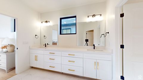 Tiny photo for 683 N HERITAGE ST, Mapleton, UT 84664 (MLS # 2092745)