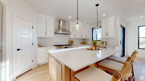 Tiny photo for 683 N HERITAGE ST, Mapleton, UT 84664 (MLS # 2092745)