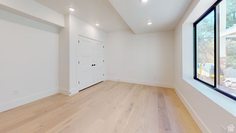 Tiny photo for 683 N HERITAGE ST, Mapleton, UT 84664 (MLS # 2092745)