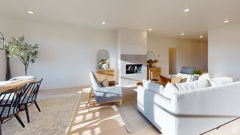 Tiny photo for 683 N HERITAGE ST, Mapleton, UT 84664 (MLS # 2092745)