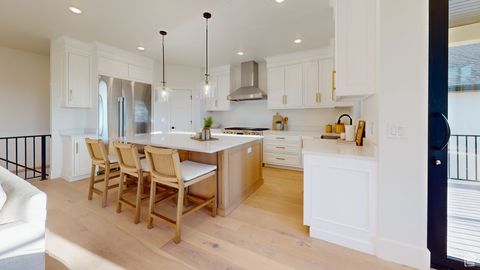 Tiny photo for 683 N HERITAGE ST, Mapleton, UT 84664 (MLS # 2092745)