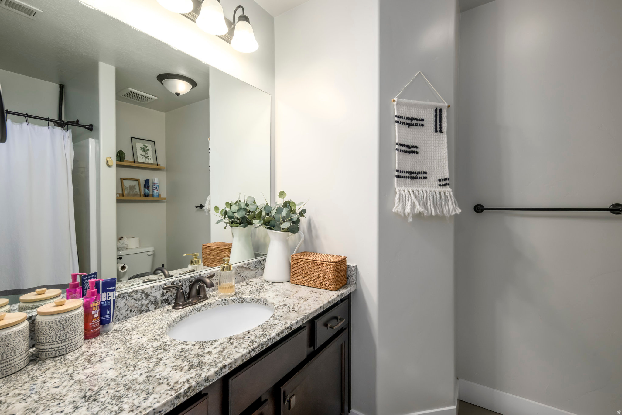 SHADOW RUN - Residential