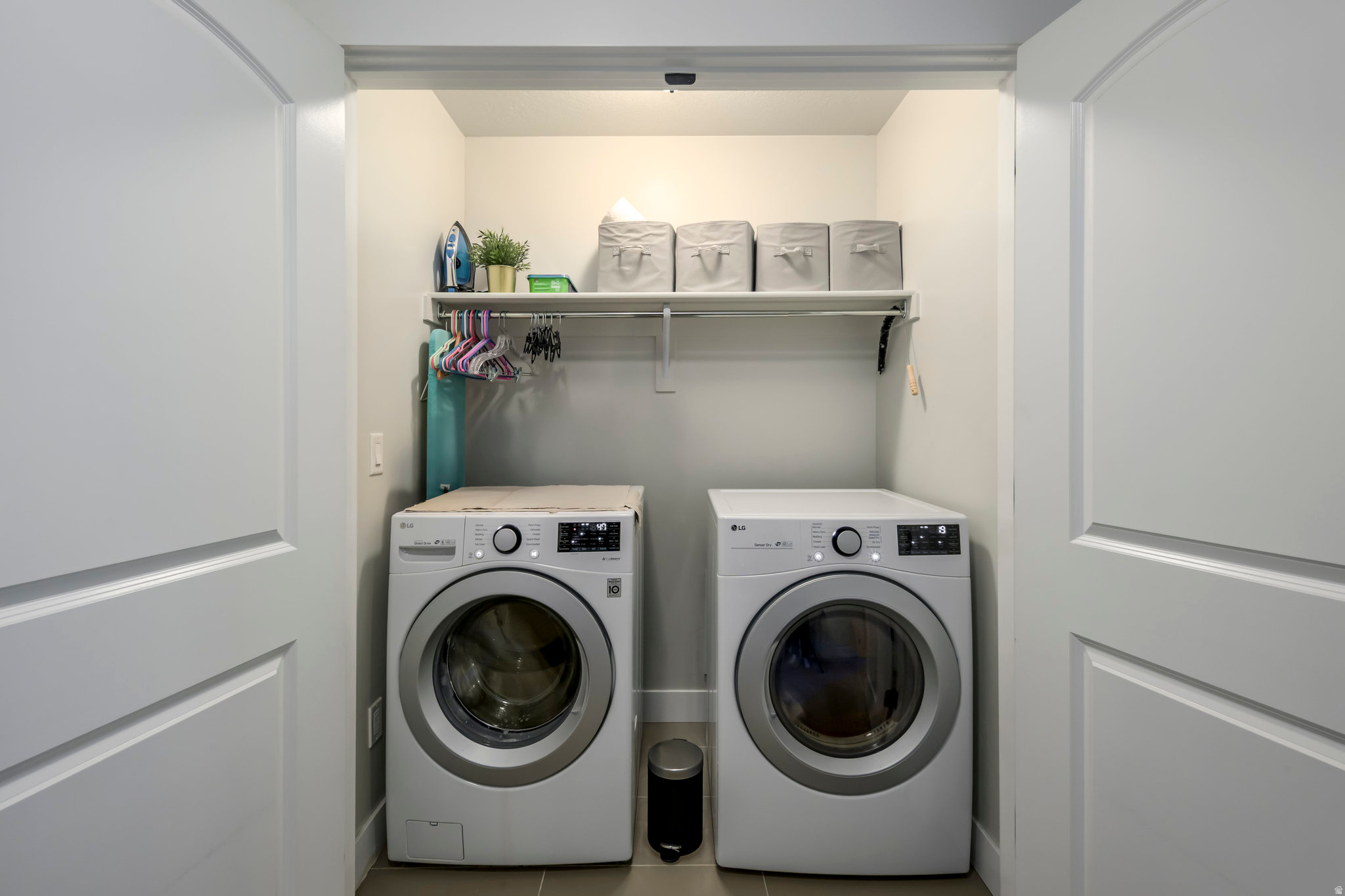 SHADOW RUN - Residential