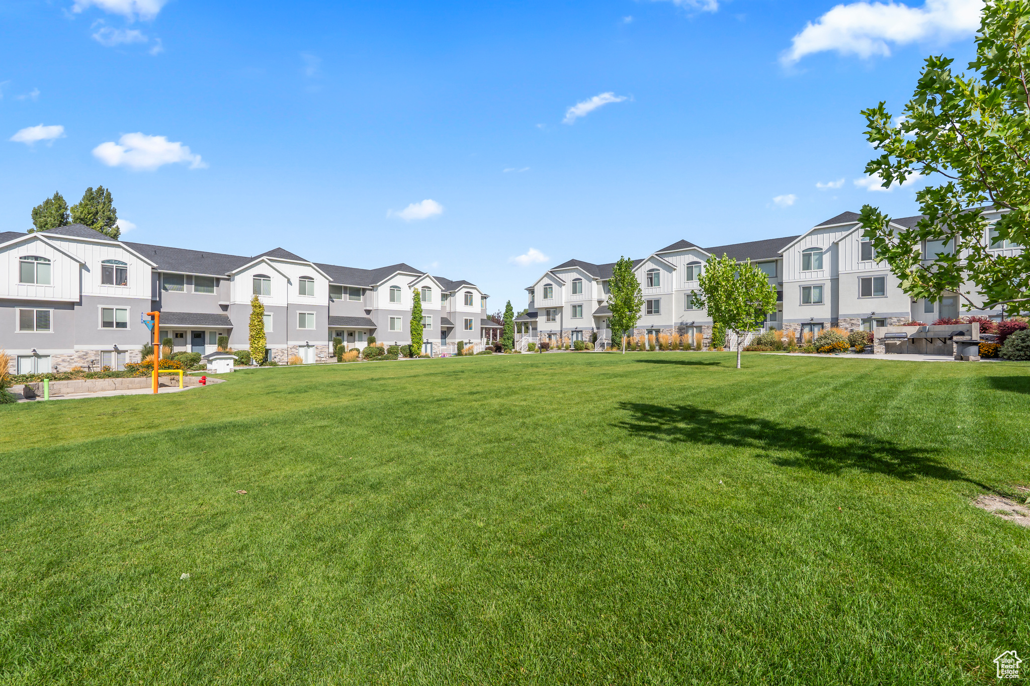 SPRING CREEK - Residential