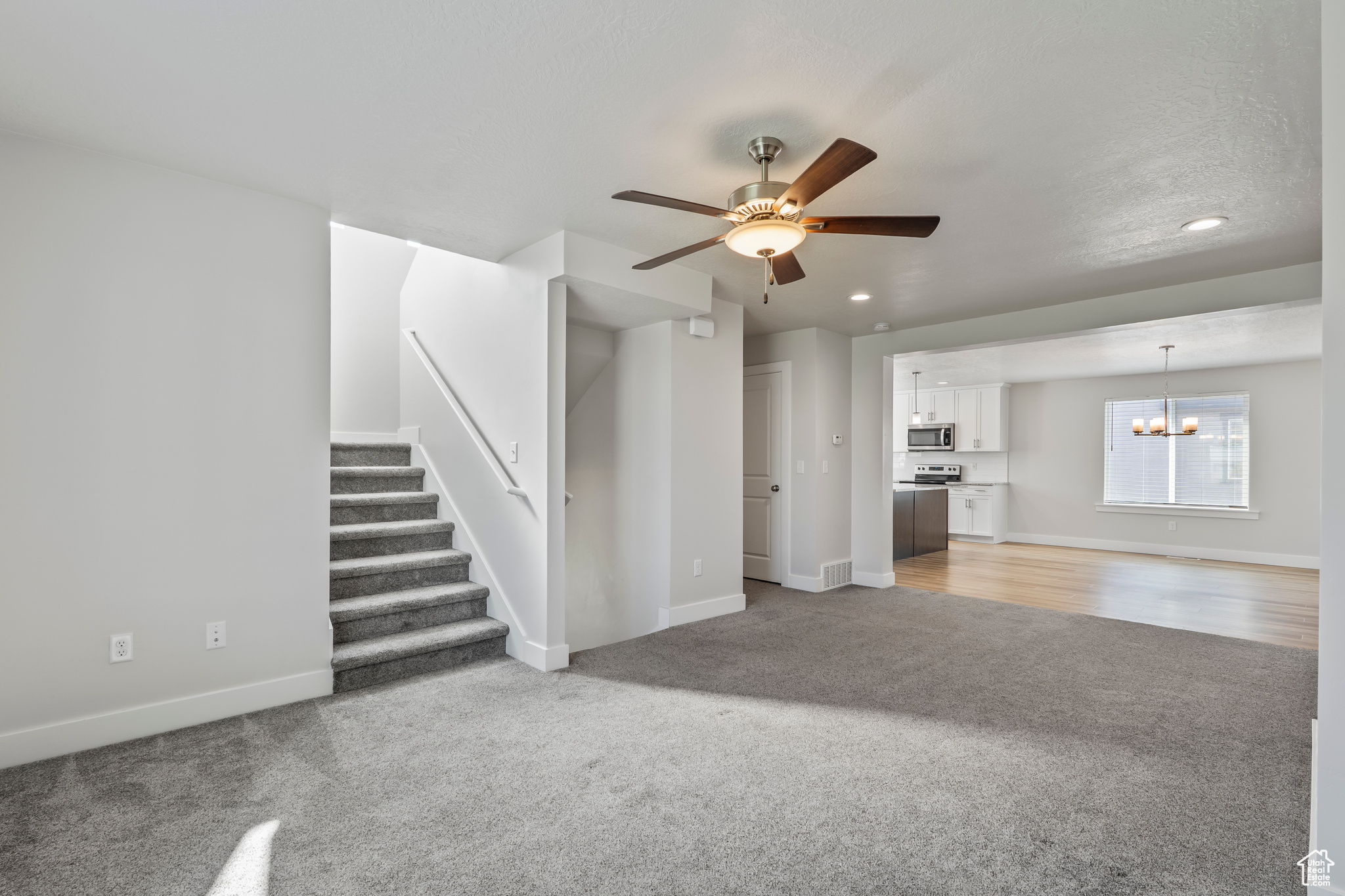 SPRING CREEK - Residential