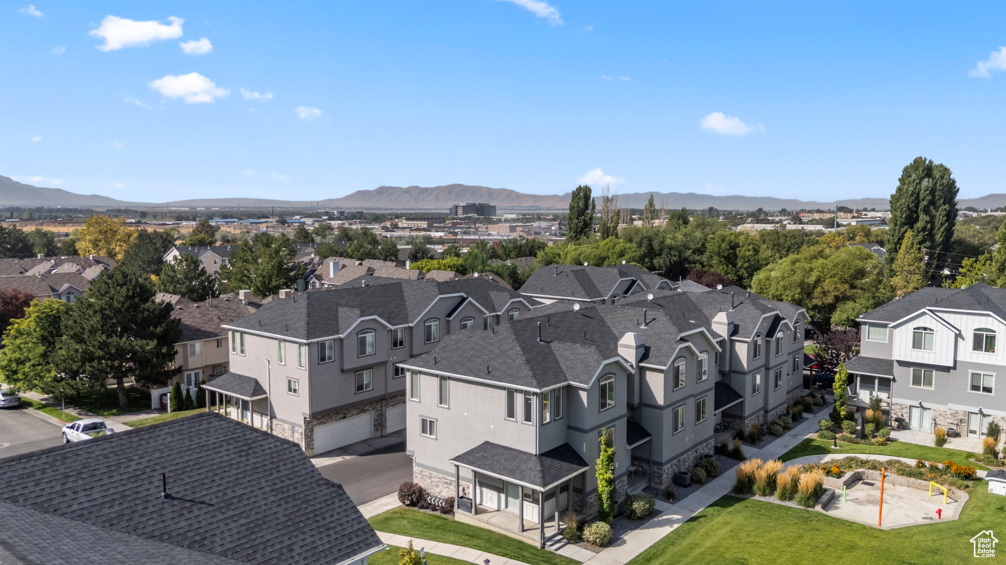 SPRING CREEK - Residential