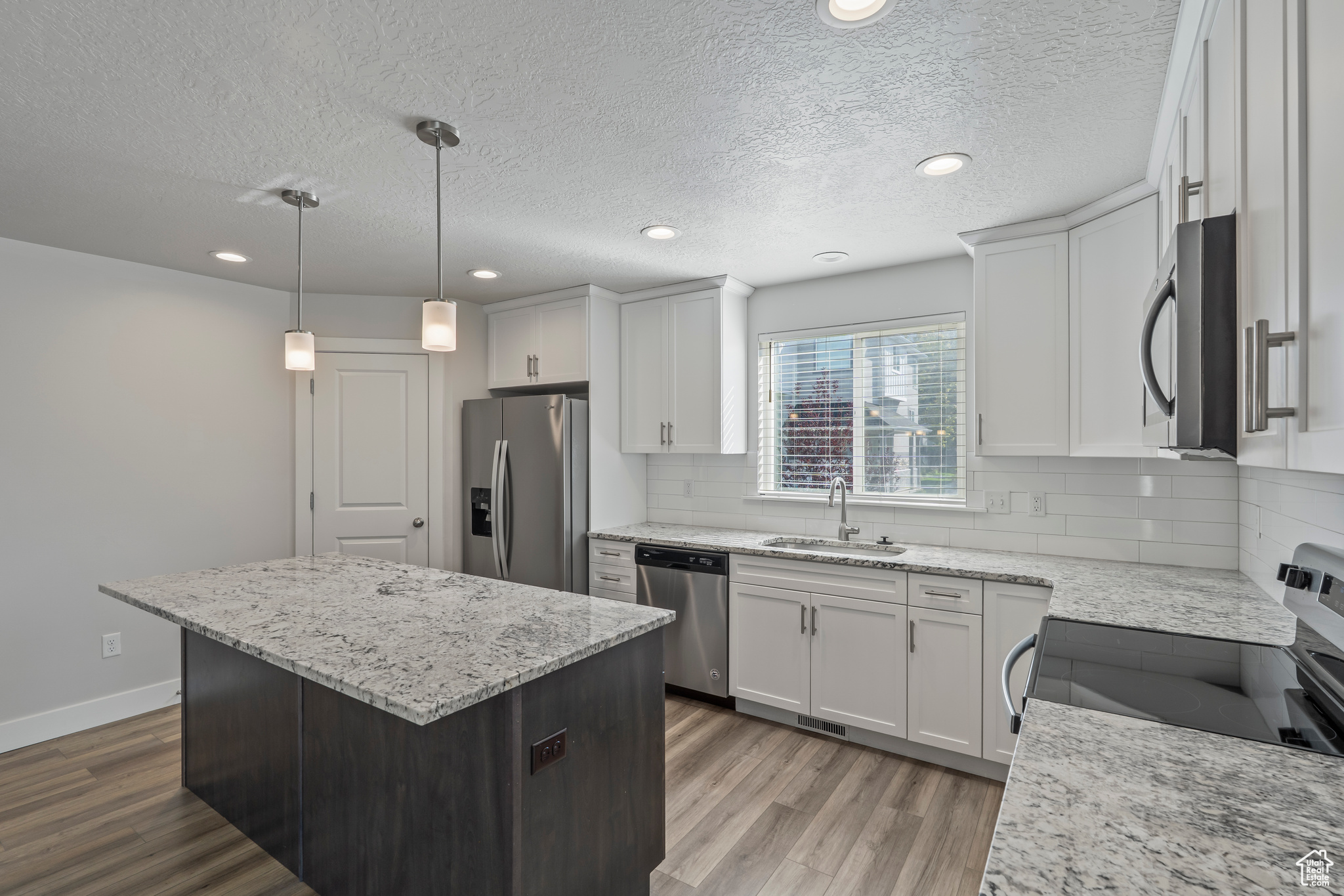 SPRING CREEK - Residential