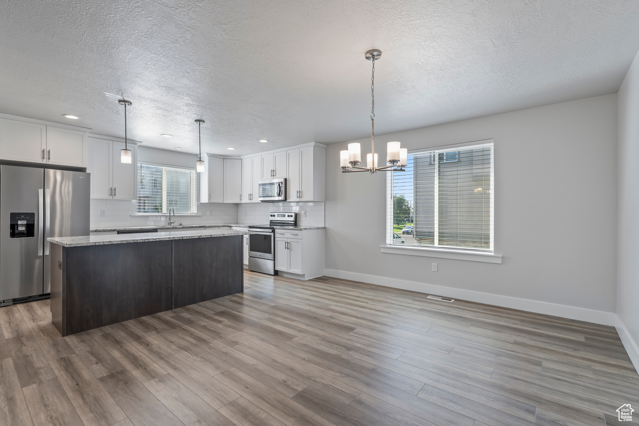 SPRING CREEK - Residential