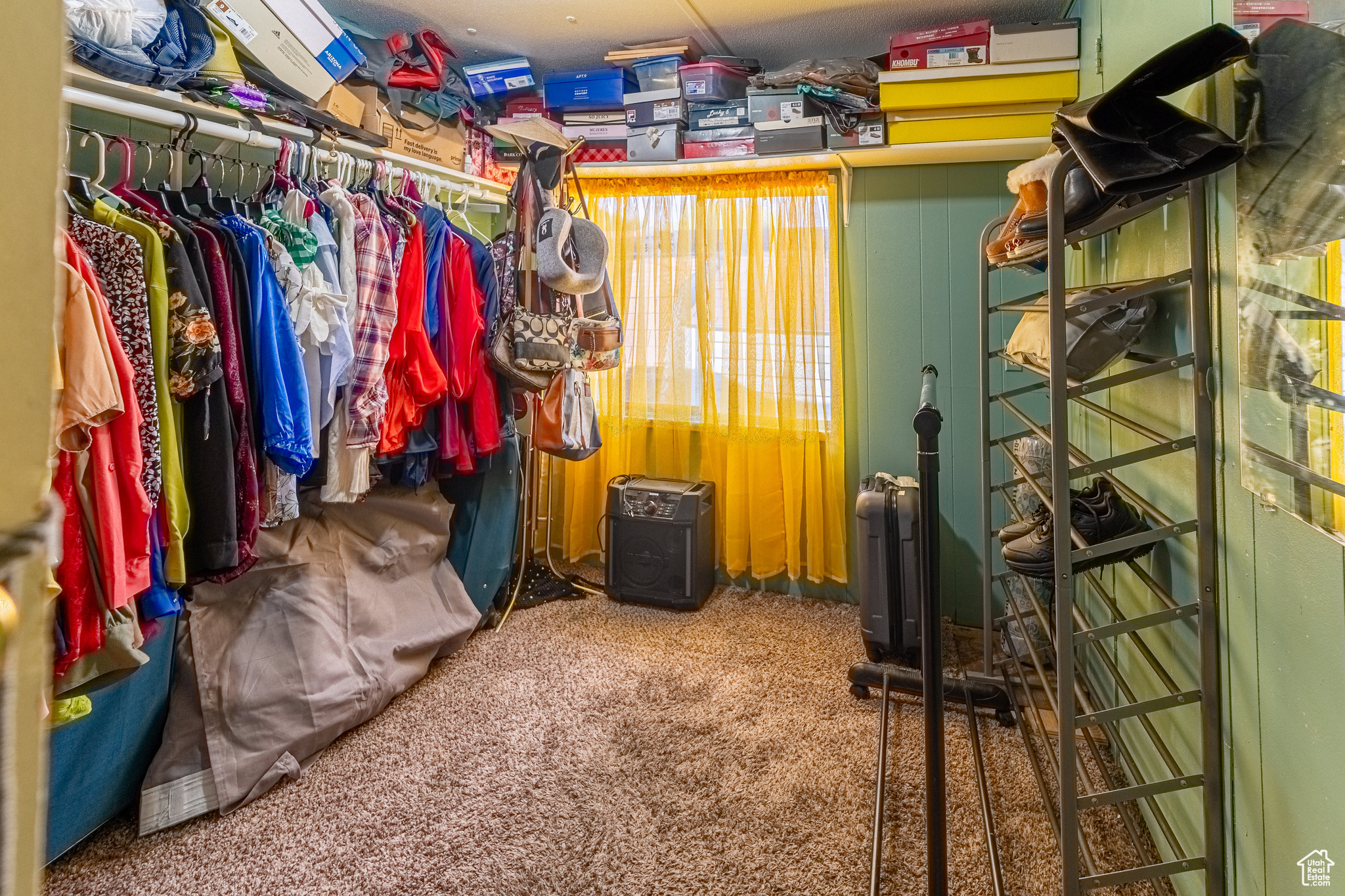 VILLA WEST MANUFACTURED HOME COMMUNITY - Residential