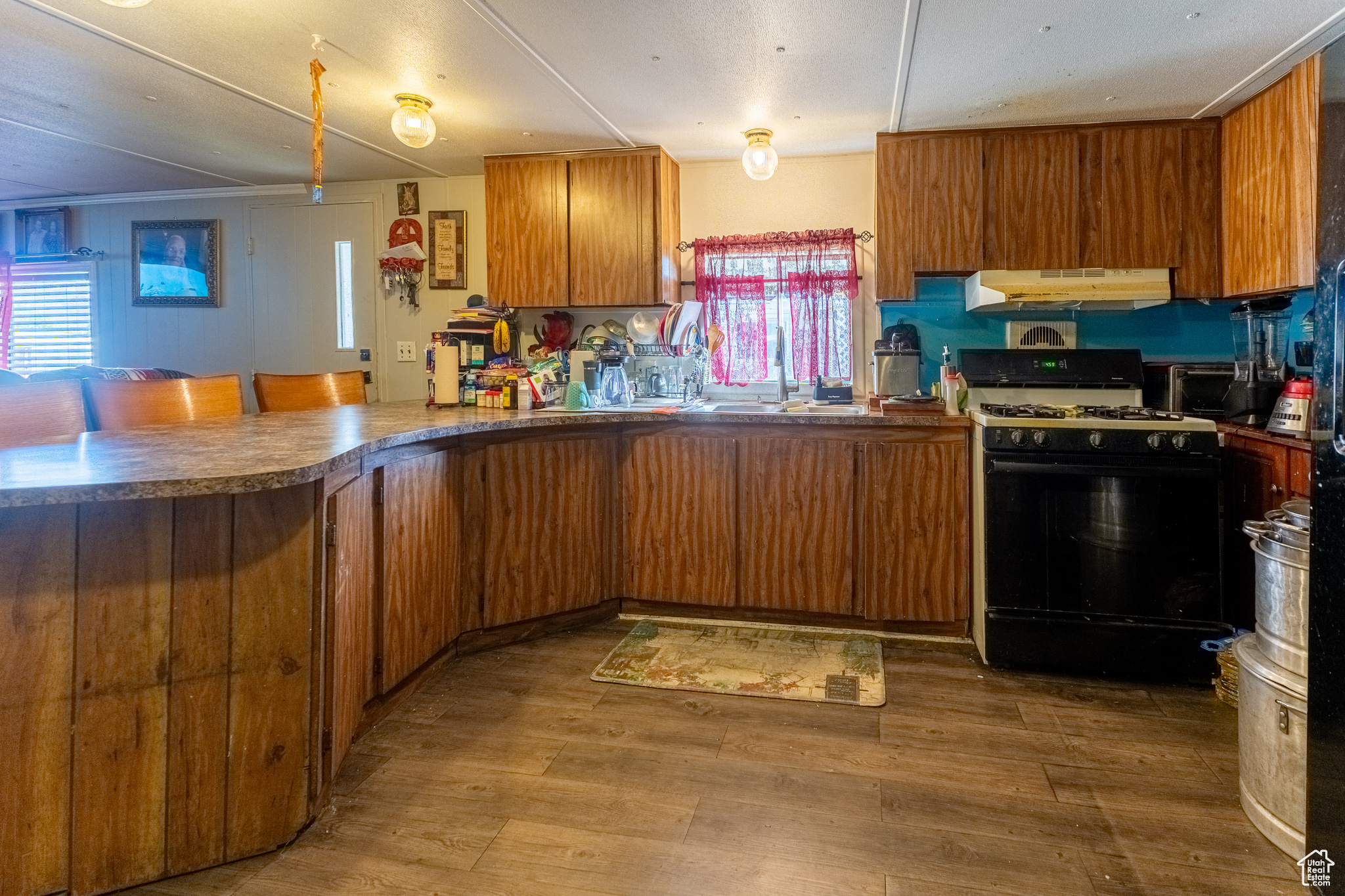 VILLA WEST MANUFACTURED HOME COMMUNITY - Residential