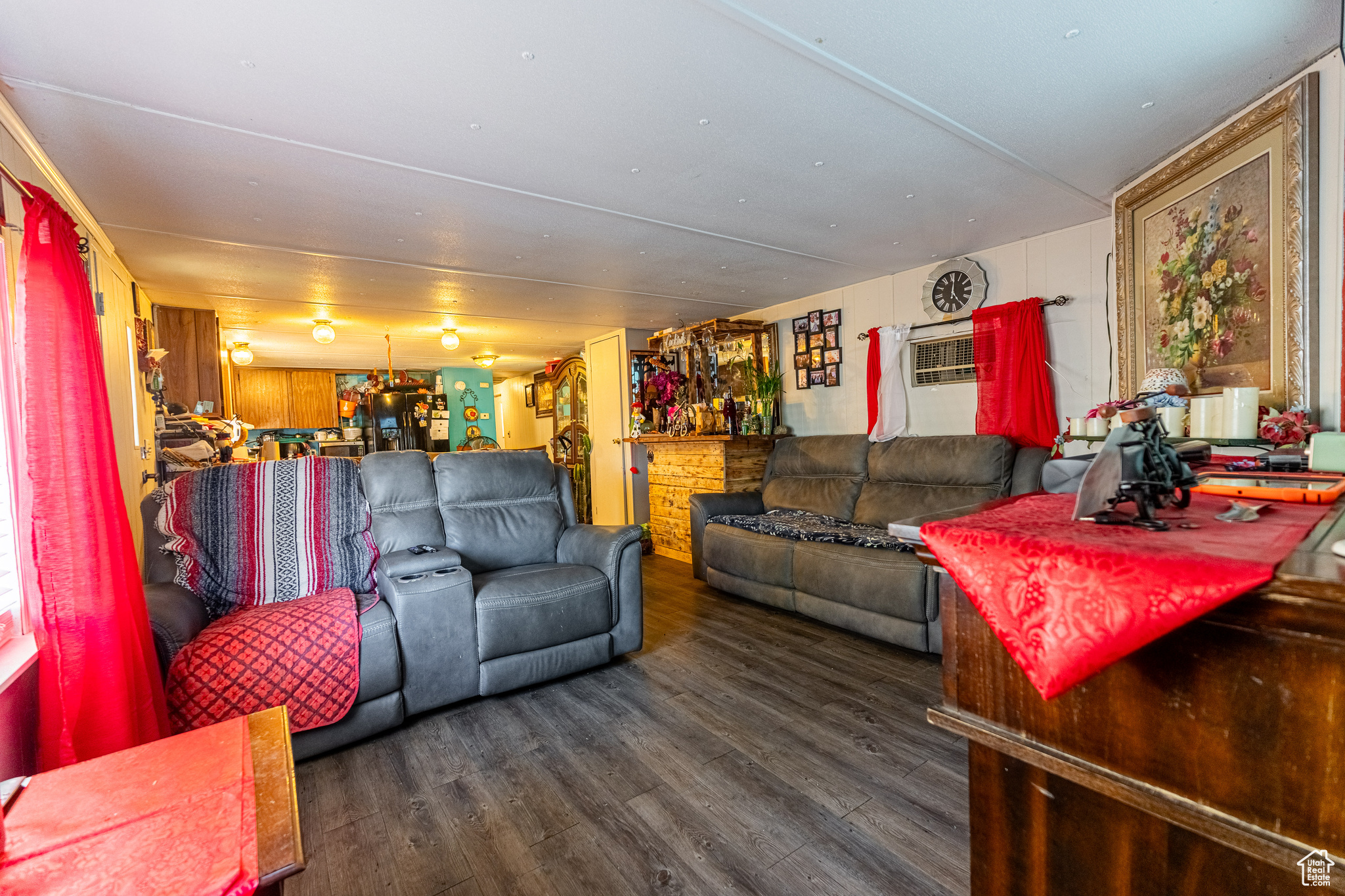 VILLA WEST MANUFACTURED HOME COMMUNITY - Residential