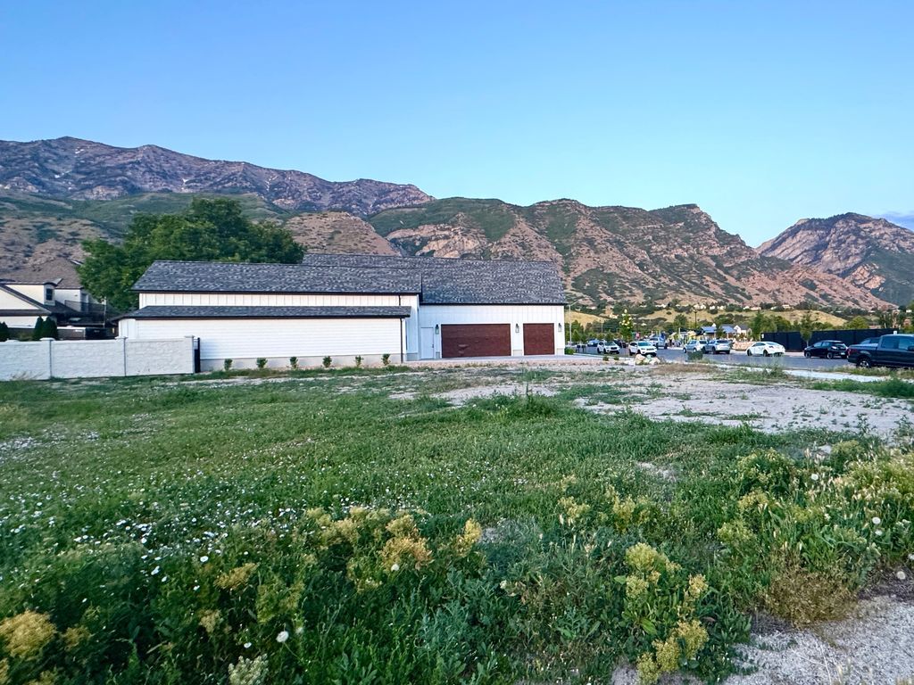 Photo of 407 E 3900 N, Provo, UT 84604 (MLS # 2129822)