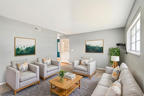 Townhouse For Sale - 1916 W Homestead Farms Ln #3<br/> West Valley City, UT 84119
