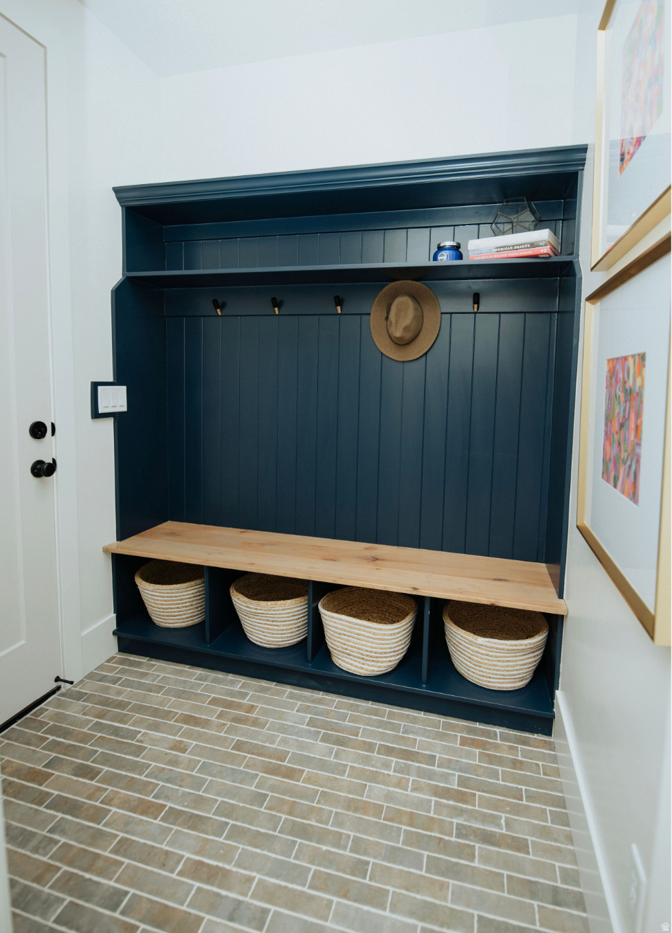 TEMPLE TOWN - Residential