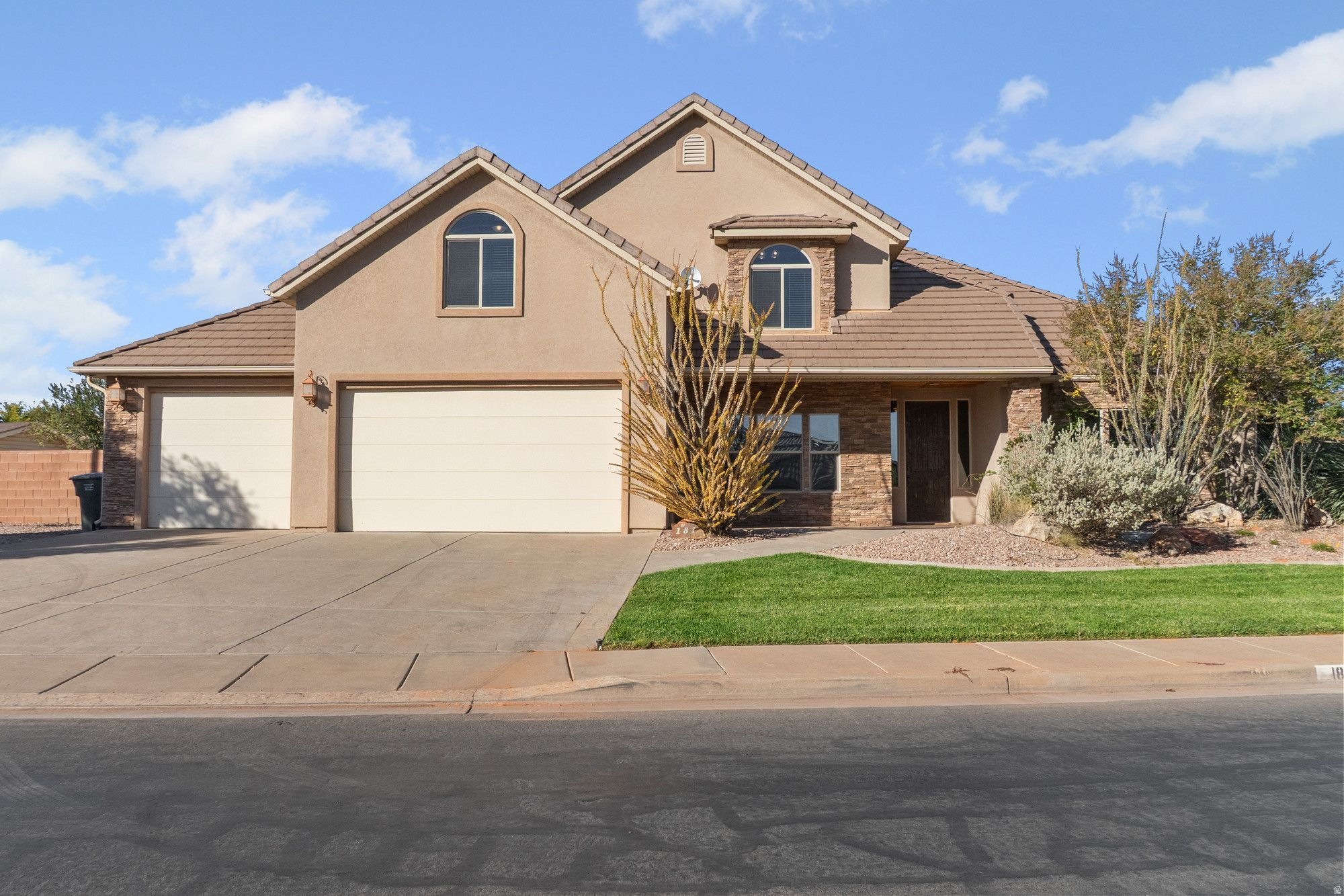 SANTA CLARA SUBDIVISION RED MOUNTAIN VIEW EST - Residential