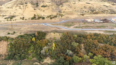 Tiny photo for 52 S GRANDISON COURT Ct E #83-R, Fruit Heights, UT 84037 (MLS # 2065029)