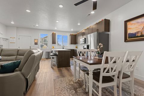 Tiny photo for 3770 S GRANT AVE #2, South Ogden, UT 84405 (MLS # 2153946)