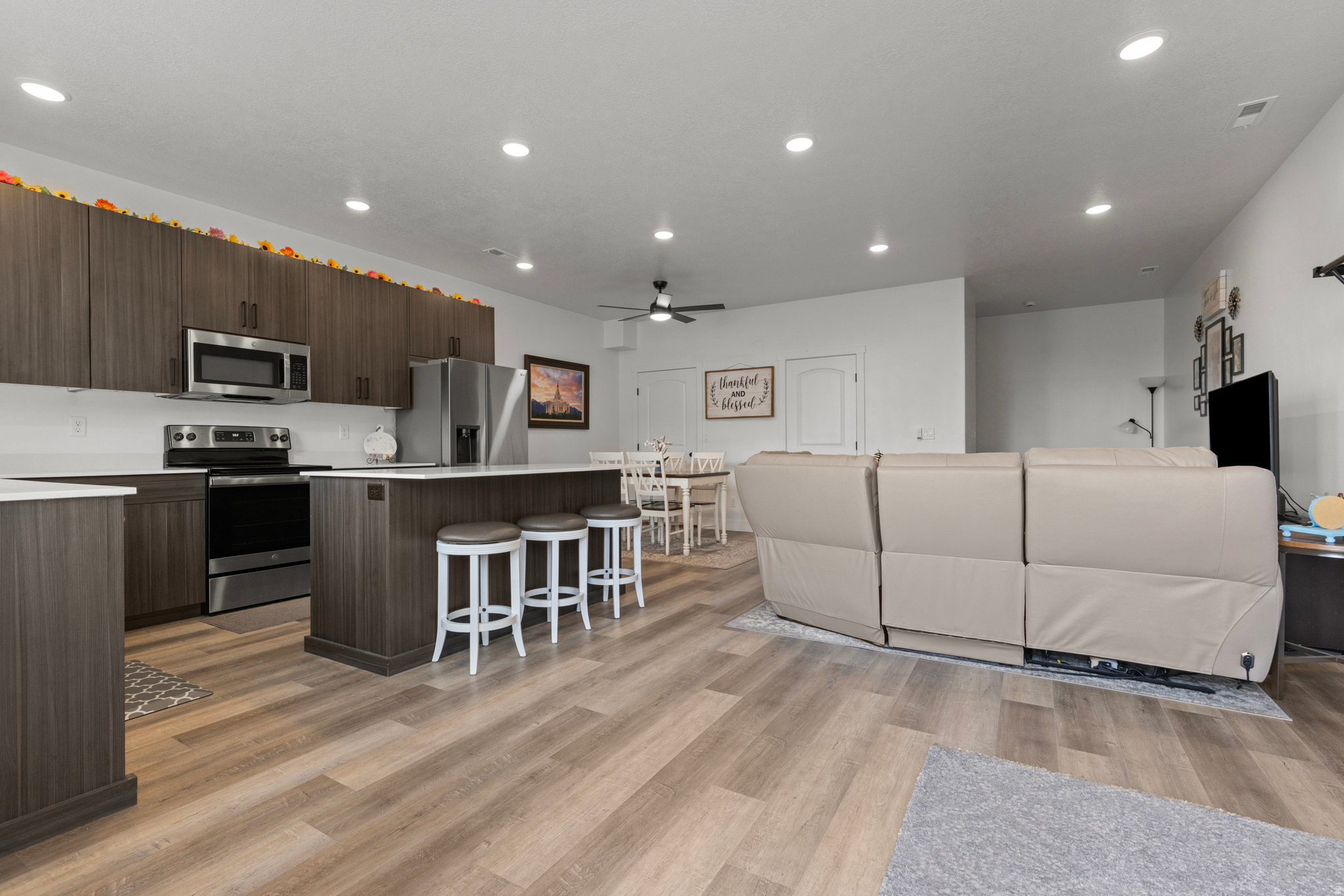 GRANT AVENUE TOWNHOMES - Residential