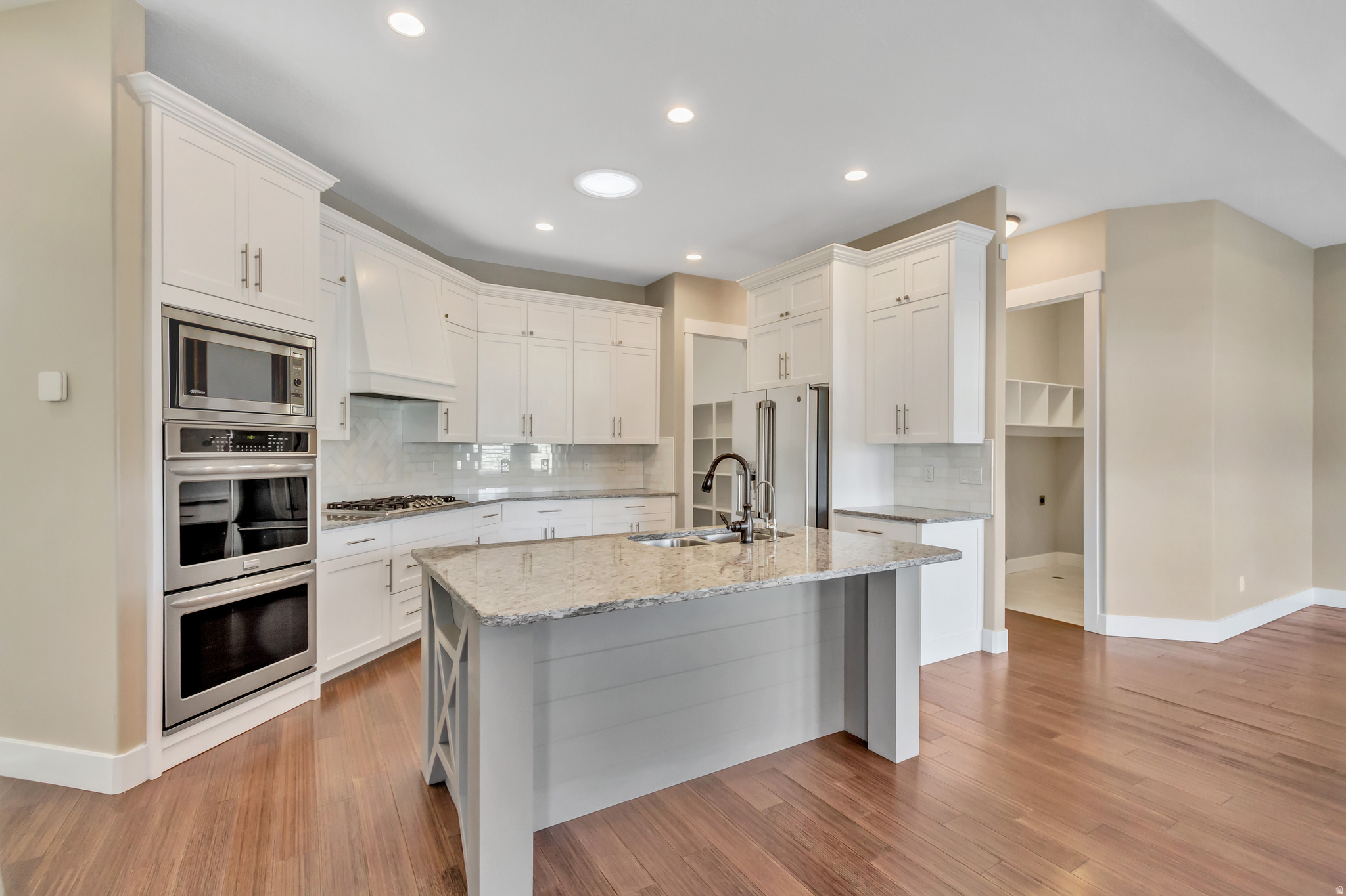 CHAPARRAL ESTATES - Residential