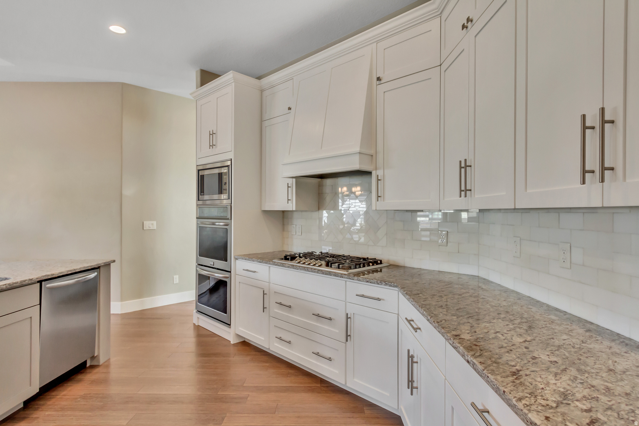 CHAPARRAL ESTATES - Residential