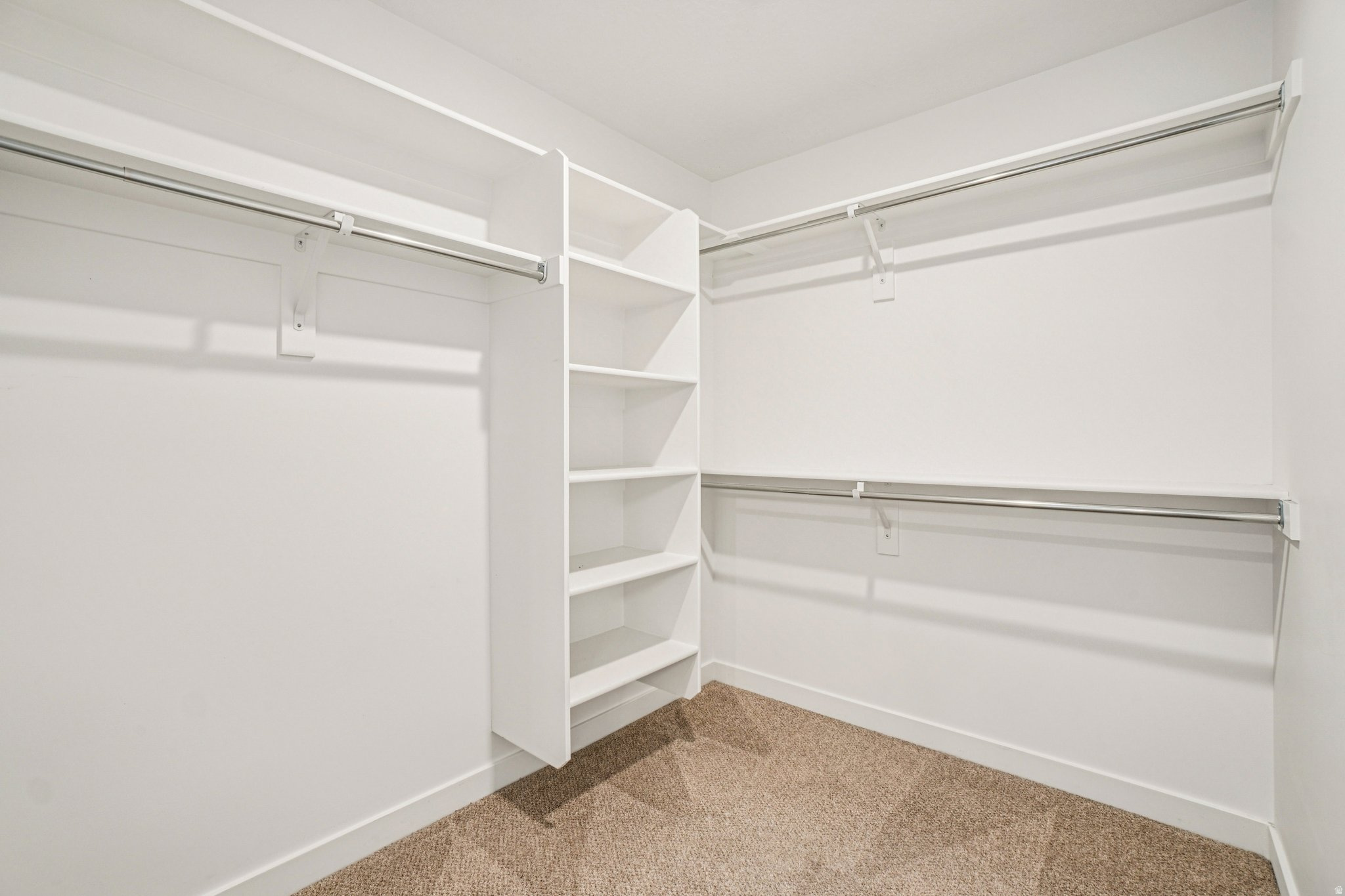 WELLINGTON PLACE - Residential