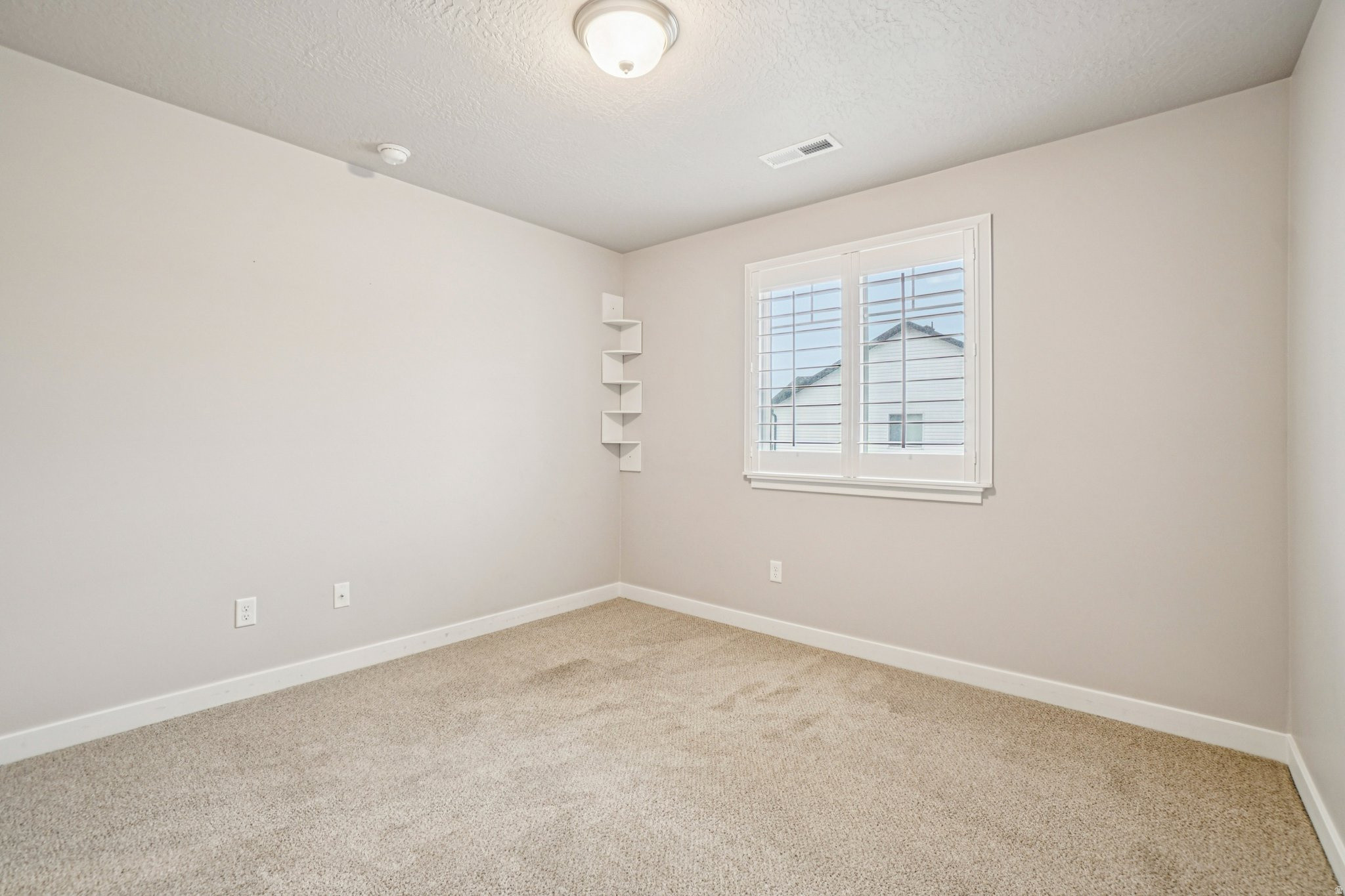 WELLINGTON PLACE - Residential