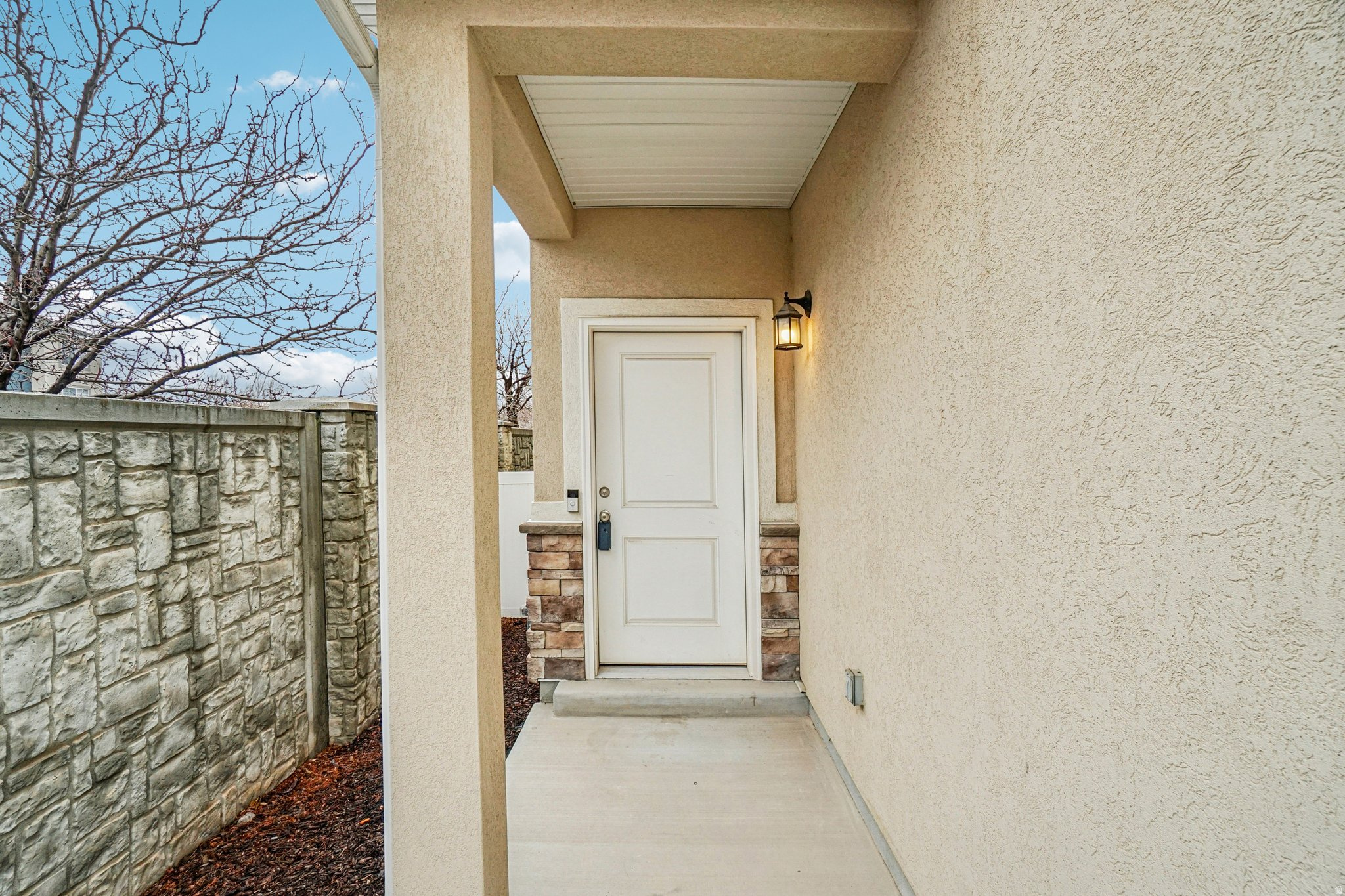 WELLINGTON PLACE - Residential