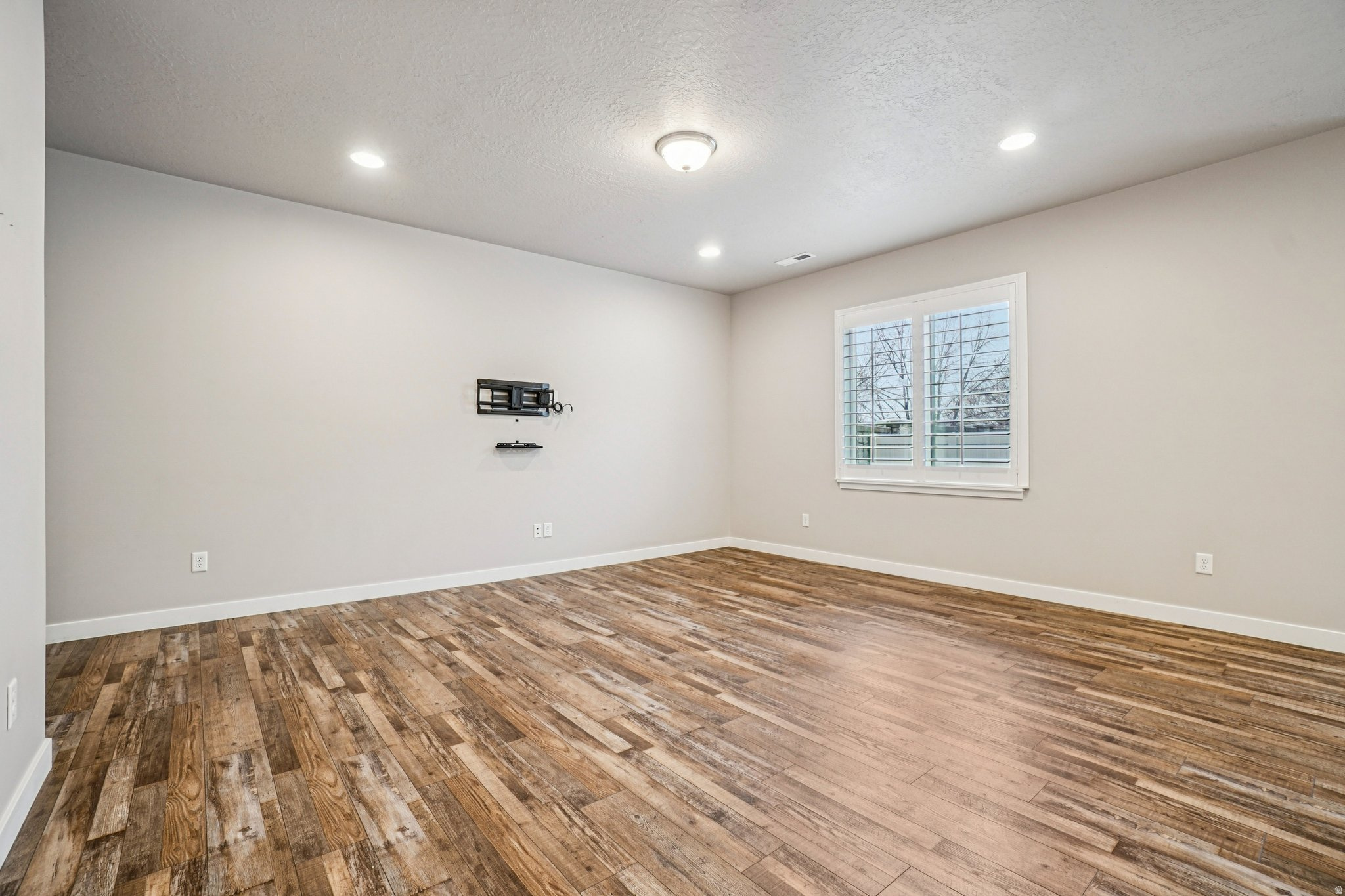 WELLINGTON PLACE - Residential