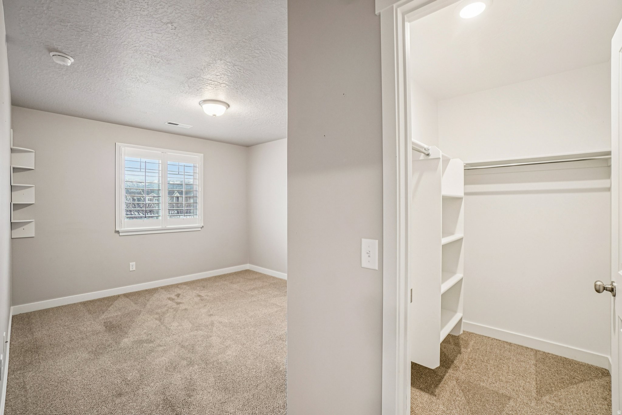 WELLINGTON PLACE - Residential