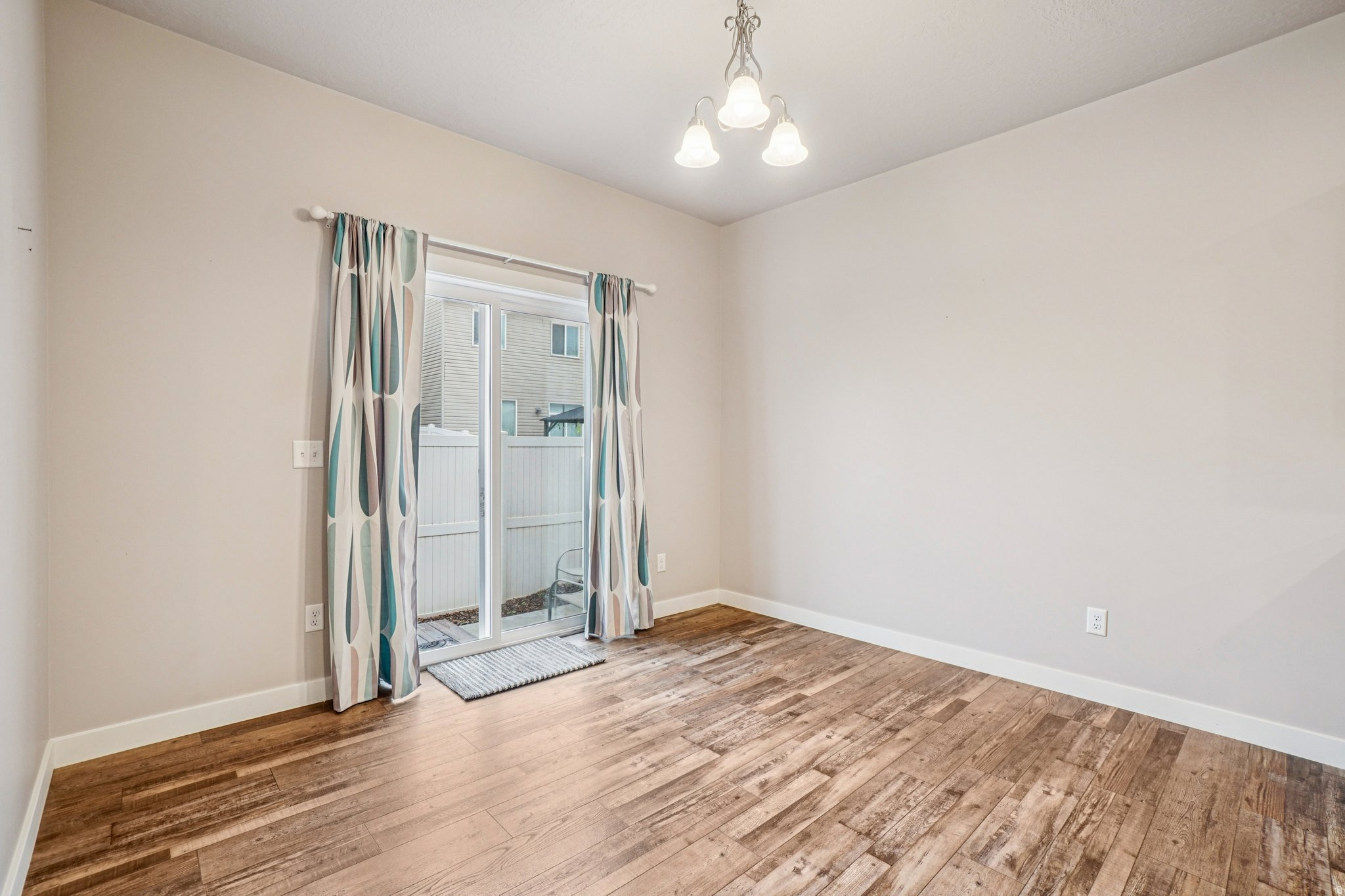 WELLINGTON PLACE - Residential