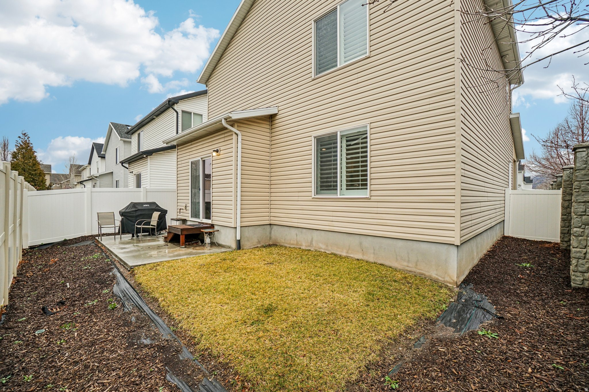 WELLINGTON PLACE - Residential