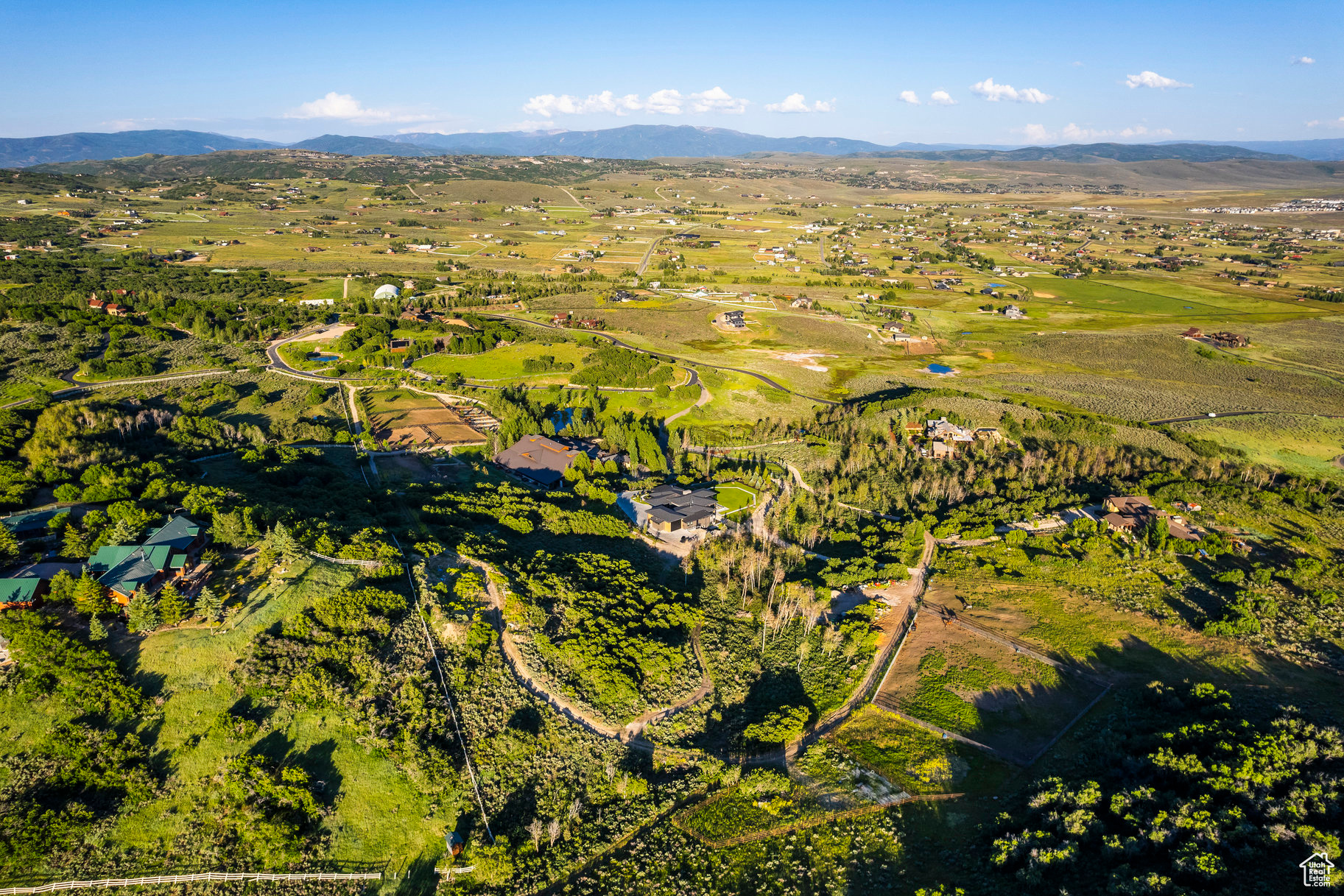 GOSHAWK RANCH - Residential