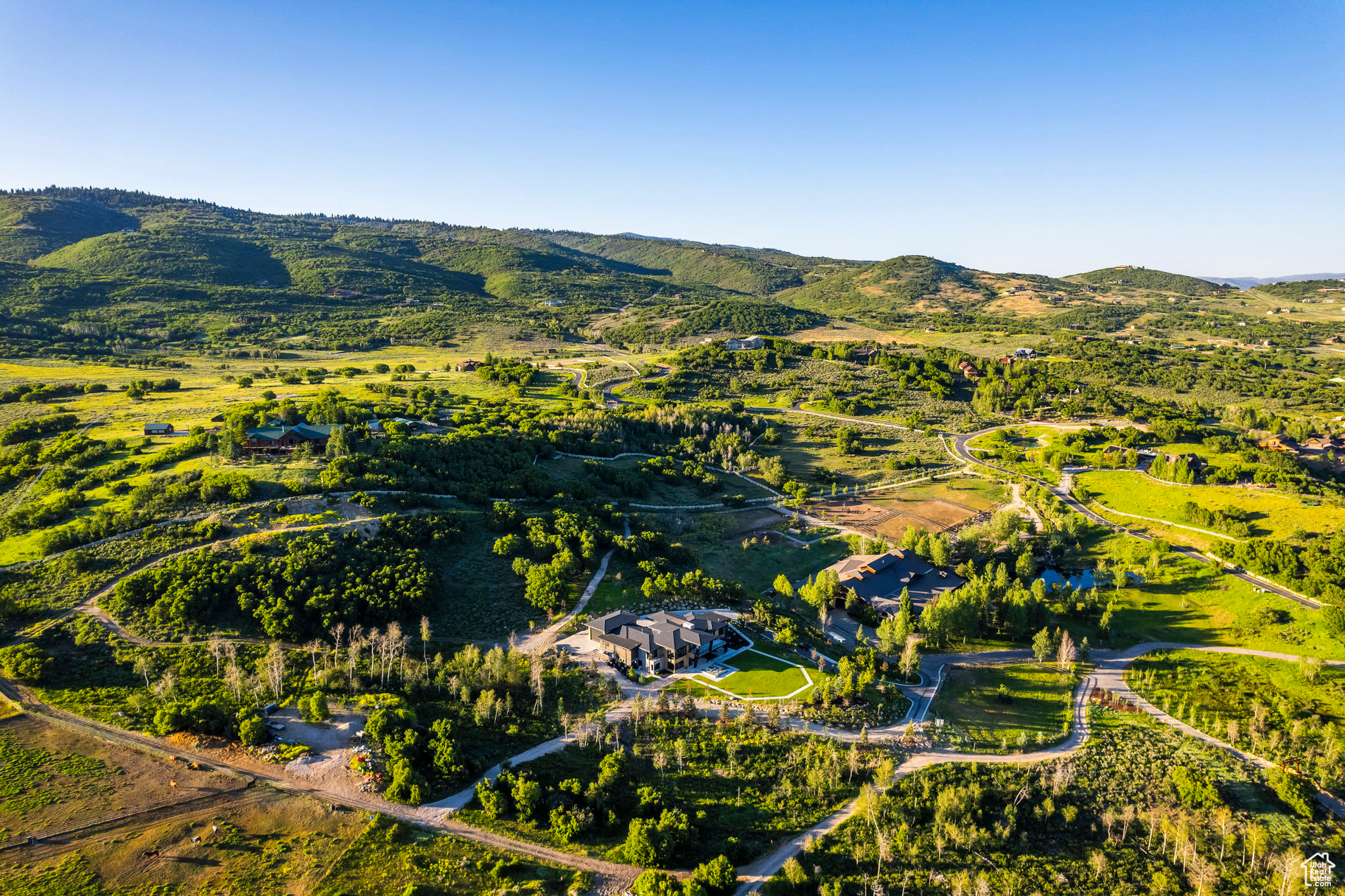 GOSHAWK RANCH - Residential