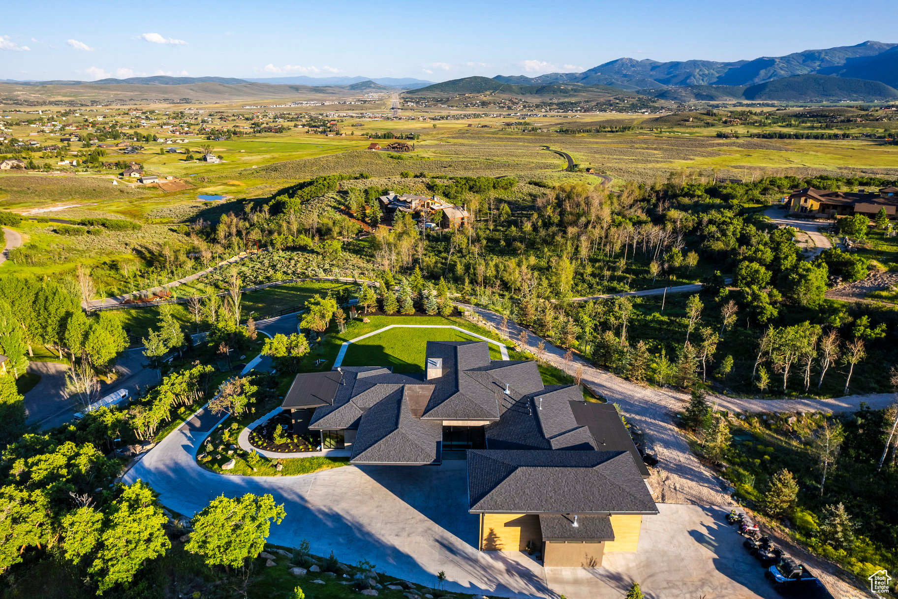 GOSHAWK RANCH - Residential