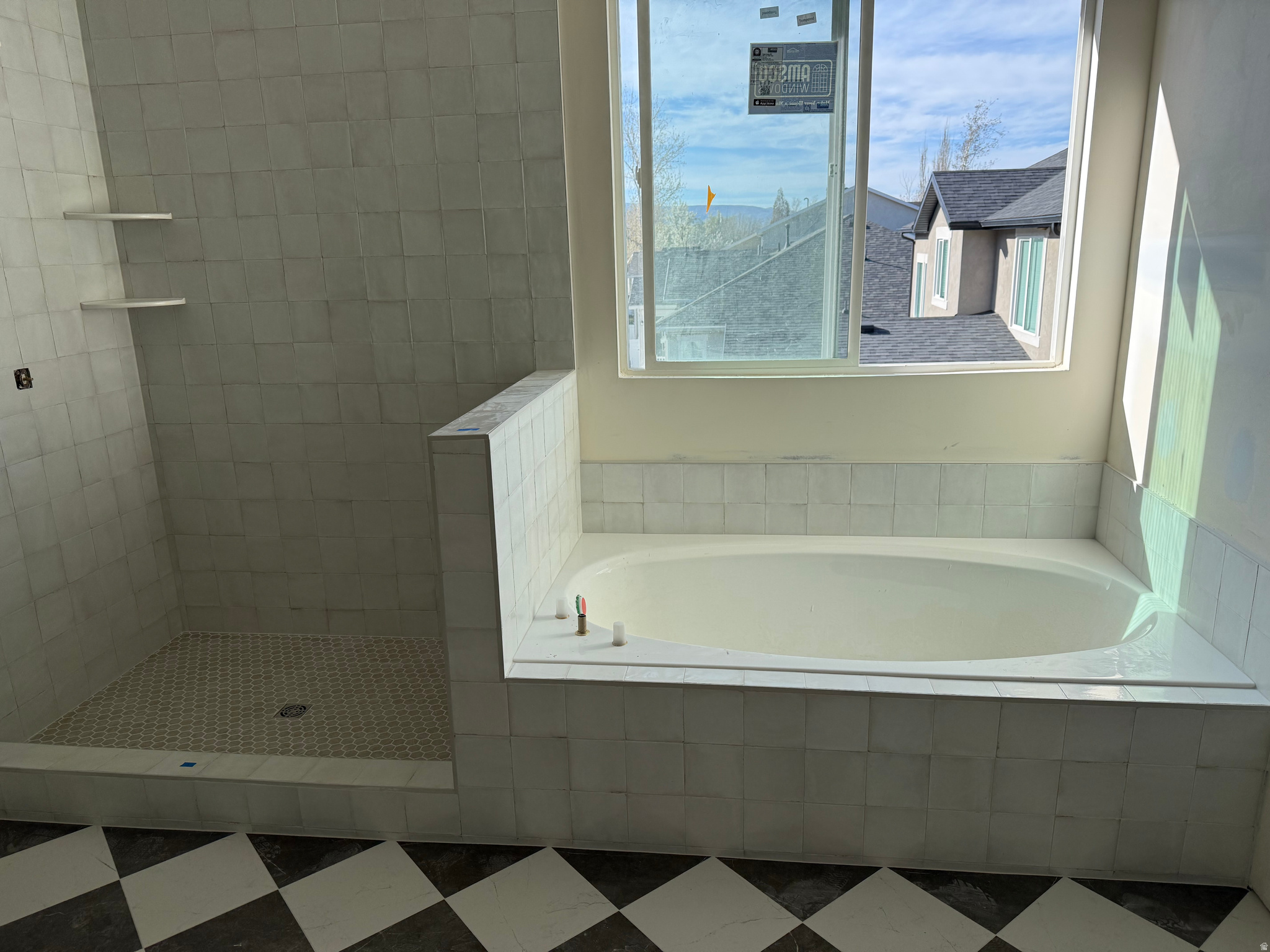 SUMMERHILL LANE - Residential