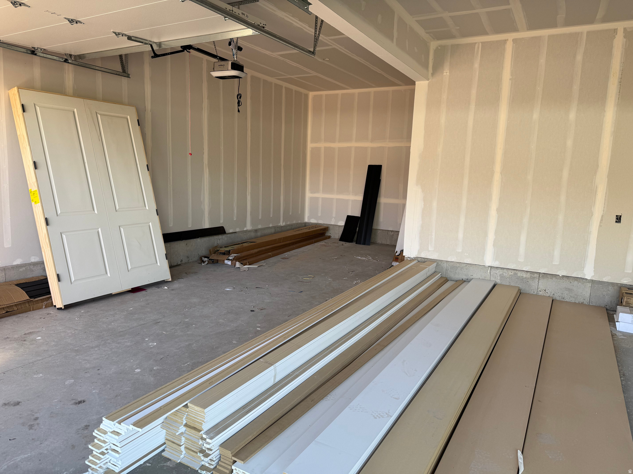 SUMMERHILL LANE - Residential