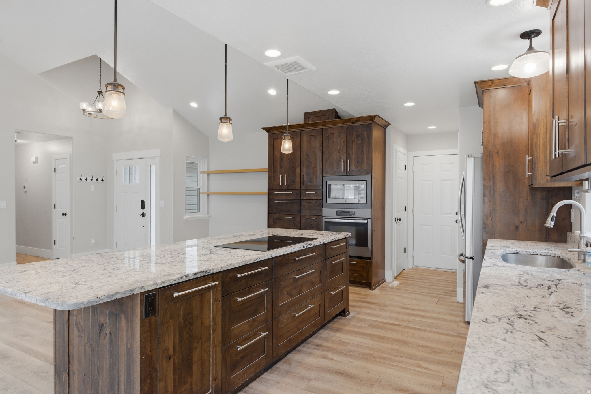 WADE SPRINGS - Residential