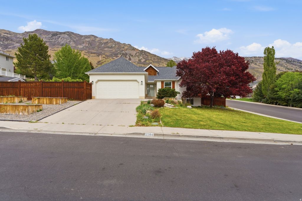 Photo of 1184 N 850 E, Pleasant Grove, UT 84062 (MLS # 2153029)