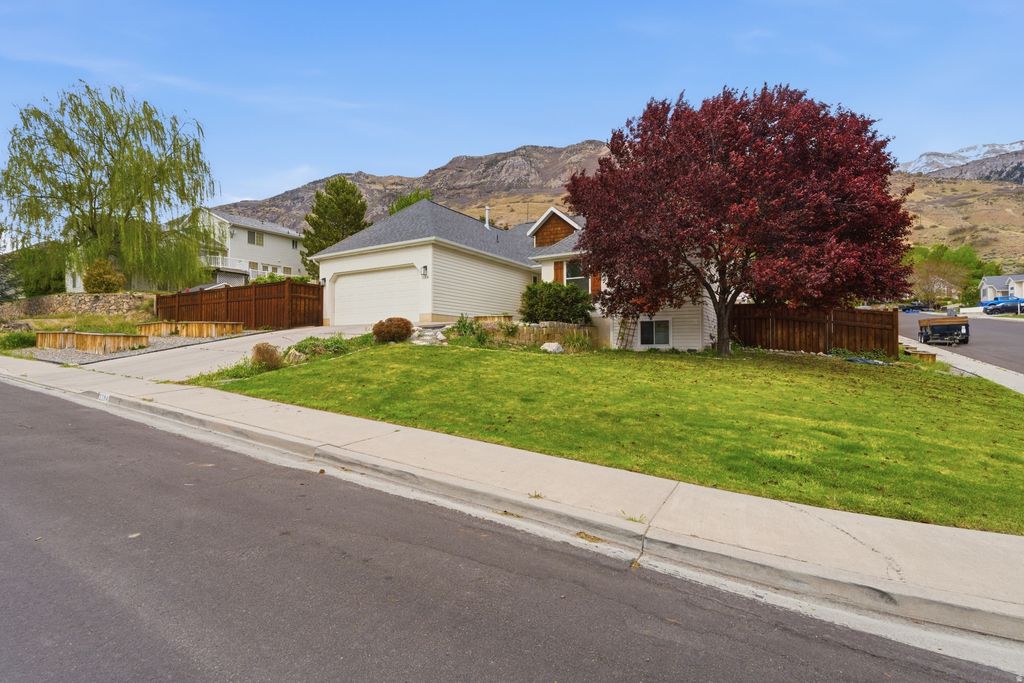 Photo of 1184 N 850 E, Pleasant Grove, UT 84062 (MLS # 2153029)